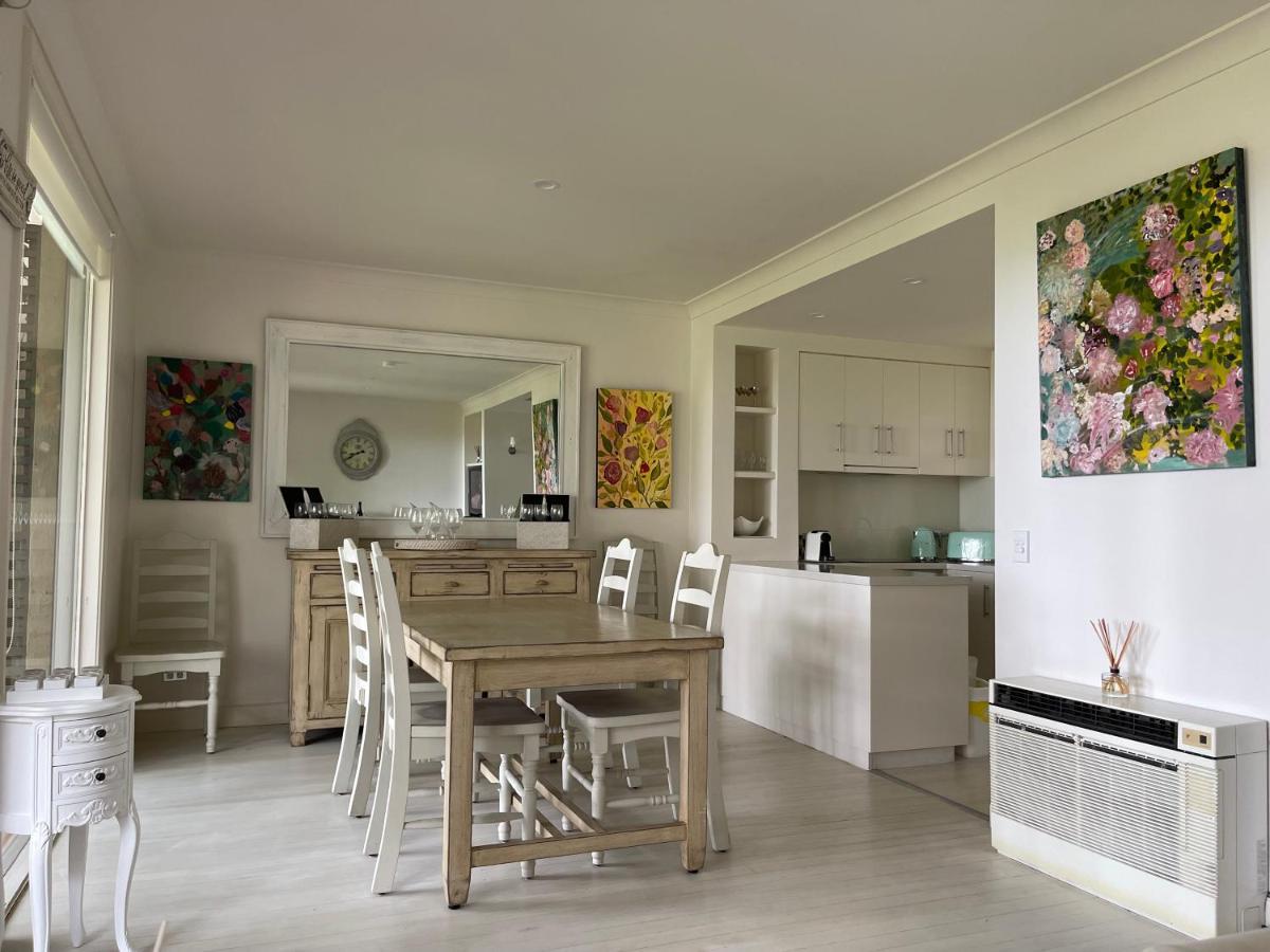 Villa Provincial - 2 Bedrooms Both With Ensuites -Situated In Cypress Lakes Resort Pokolbin Bagian luar foto